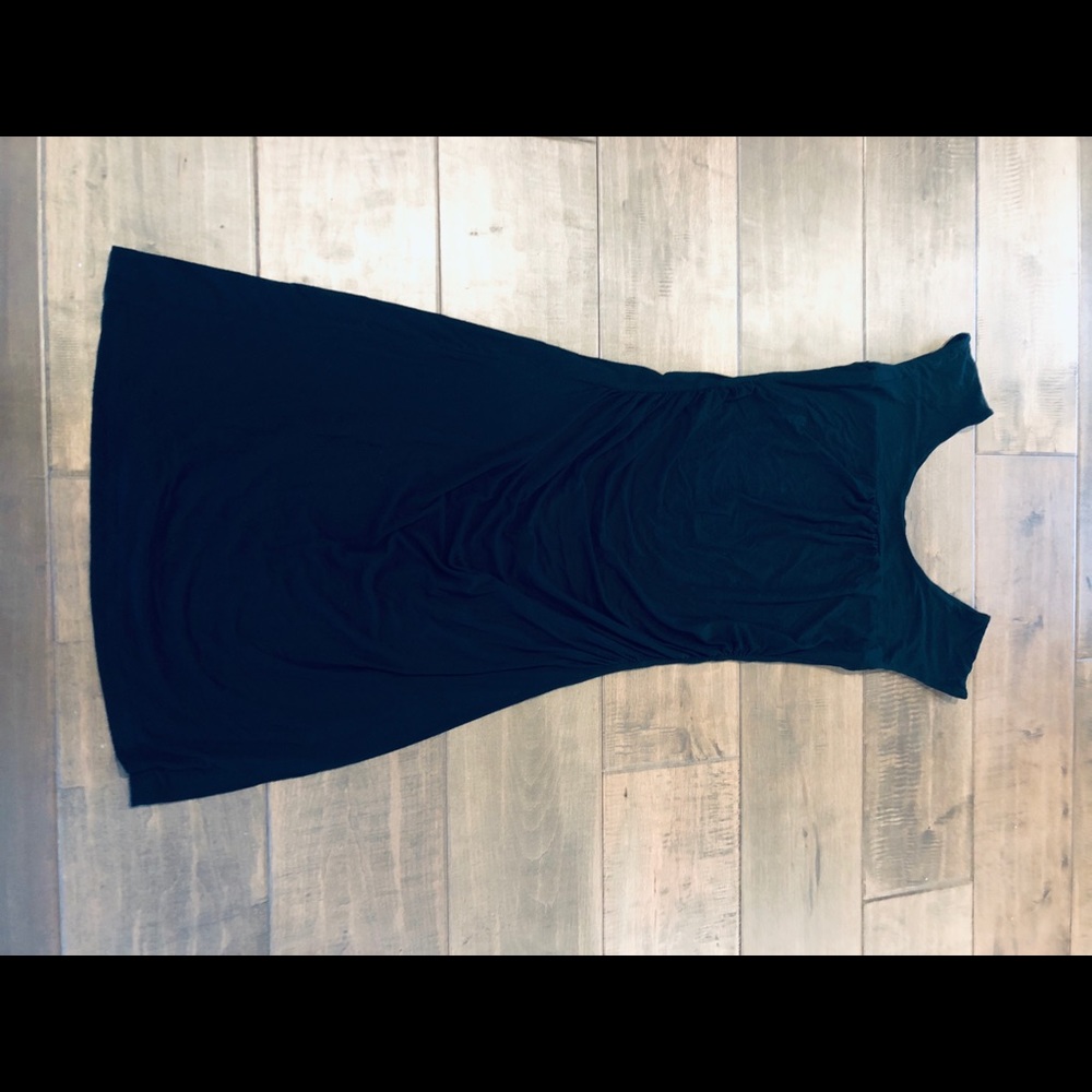 Black scoop neck maternity dress!